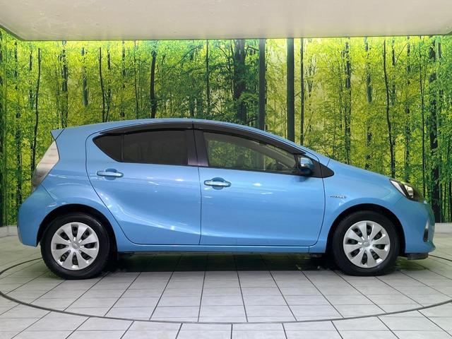 アクア Ｇ　純正ナビ　シートヒーター　スマートキー　ＬＥＤヘッド　ＥＴＣ　オートライト　オートエアコン　革巻きステアリング　Ｂｌｕｅｔｏｏｔｈ再生　地デジ　フォグライト　ヘッドライトウォッシャー　ドアバイザー（22枚目）