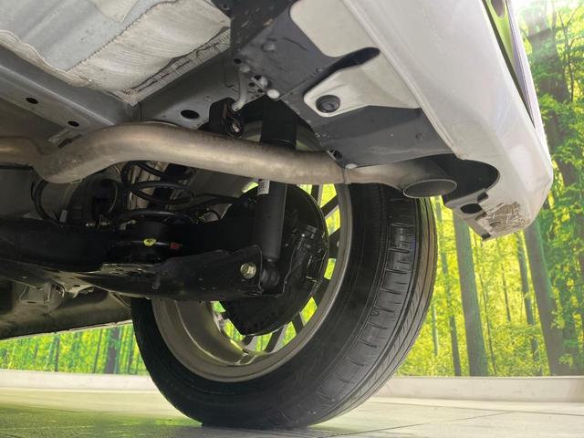 N-BOXカスタム ターボ 純正9型ナビ 両側電動ドア バックカメラ 衝突軽減装置 レーダークルーズ シートヒーター コーナーセンサー レーンキープ LEDヘッド ETC オートハイビーム 車線逸脱警報 誤発進抑制機能(21枚目)