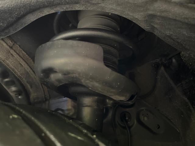 ノア Ｚ　後席モニター　１０．５型ディスプレイオーディオ　両側電動ドア　レーダークルーズ　バックカメラ　シートヒーター　コーナーセンサー　ＬＥＤヘッド　ＥＴＣ　スマートキー　リアオートエアコン　ＣＤ／ＤＶＤ再生（21枚目）