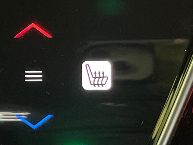 ヴェゼル ハイブリッドＺ・ホンダセンシング　後期　純正８型ナビ　バックカメラ　衝突軽減　レーダークルーズ　半革シート　シートヒーター　コーナーセンサー　純正１７インチＡＷ　スマートキー　ＬＥＤヘッド　オートライト　ＥＴＣ　ルーフレール（7枚目）