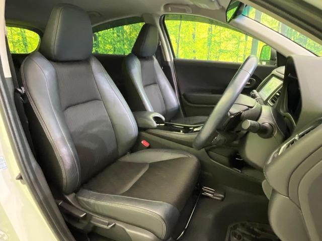 ヴェゼル ハイブリッドＺ・ホンダセンシング　後期　純正８型ナビ　バックカメラ　衝突軽減　レーダークルーズ　半革シート　シートヒーター　コーナーセンサー　純正１７インチＡＷ　スマートキー　ＬＥＤヘッド　オートライト　ＥＴＣ　ルーフレール（8枚目）