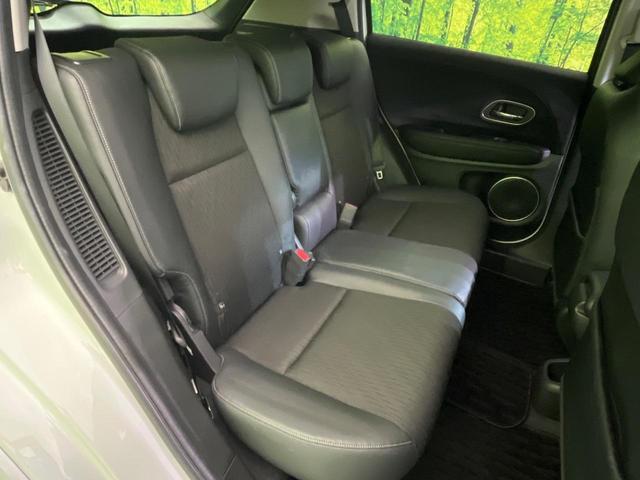 ヴェゼル ハイブリッドＺ・ホンダセンシング　後期　純正８型ナビ　バックカメラ　衝突軽減　レーダークルーズ　半革シート　シートヒーター　コーナーセンサー　純正１７インチＡＷ　スマートキー　ＬＥＤヘッド　オートライト　ＥＴＣ　ルーフレール（9枚目）