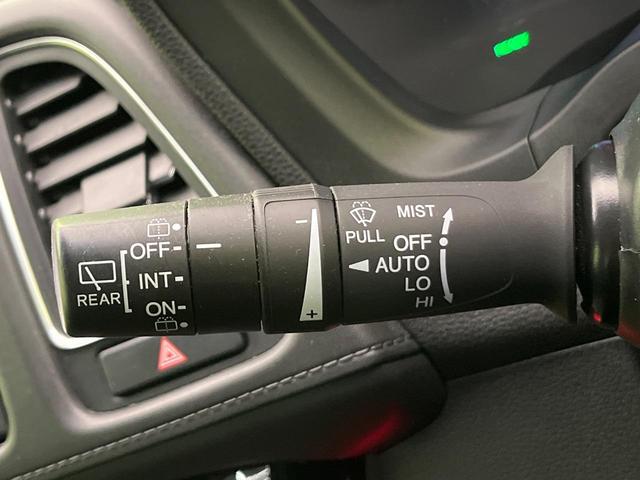 ヴェゼル ハイブリッドＺ・ホンダセンシング　後期　純正８型ナビ　バックカメラ　衝突軽減　レーダークルーズ　半革シート　シートヒーター　コーナーセンサー　純正１７インチＡＷ　スマートキー　ＬＥＤヘッド　オートライト　ＥＴＣ　ルーフレール（55枚目）