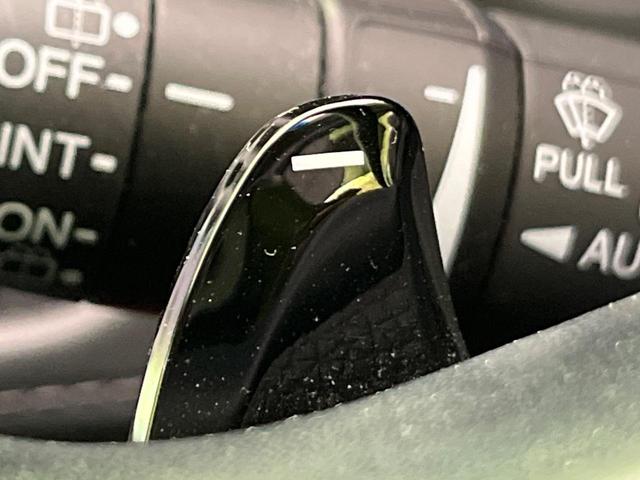 ヴェゼル ハイブリッドＺ・ホンダセンシング　後期　純正８型ナビ　バックカメラ　衝突軽減　レーダークルーズ　半革シート　シートヒーター　コーナーセンサー　純正１７インチＡＷ　スマートキー　ＬＥＤヘッド　オートライト　ＥＴＣ　ルーフレール（58枚目）