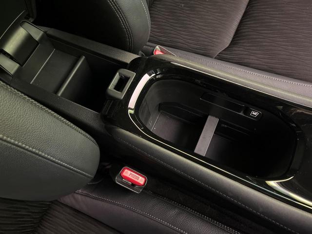 ヴェゼル ハイブリッドＺ・ホンダセンシング　後期　純正８型ナビ　バックカメラ　衝突軽減　レーダークルーズ　半革シート　シートヒーター　コーナーセンサー　純正１７インチＡＷ　スマートキー　ＬＥＤヘッド　オートライト　ＥＴＣ　ルーフレール（75枚目）