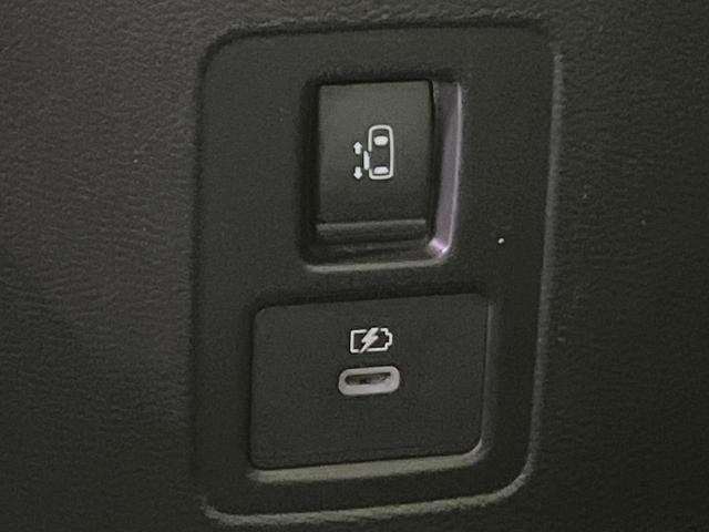 セレナ ハイウェイスターV 純正12.3型ナビ 両側電動ドア 全周囲カメラ 衝突軽減装置 プロパイロット デジタルインナーミラー BSM コーナーセンサー スマートキー LEDヘッド ETC 純正16インチAW 車線逸脱警報(68枚目)