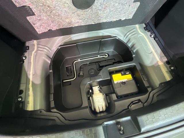 アクア Ｇ　純正ナビ　寒冷地仕様　モデリスタ１５インチＡＷ　スマートキー　オートライト　オートエアコン　Ｂｌｕｅｔｏｏｔｈ　ＣＤ／ＤＶＤ　フルセグ　シートリフター　ヘッドライトレベライザー（40枚目）