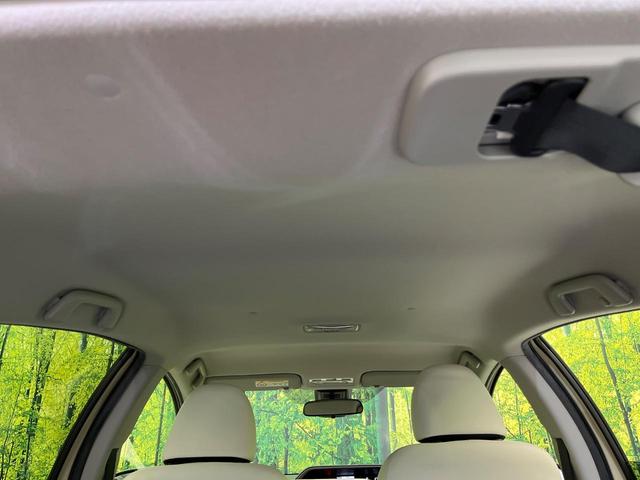 アクア クロスオーバー 純正ナビ 衝突軽減装置 ハーフレザーシート ルーフレール LEDヘッド オートハイビーム 車線逸脱警報 オートエアコン 純正16インチAW 革巻きステアリング 盗難防止装置 Bluetooth再生(49枚目)