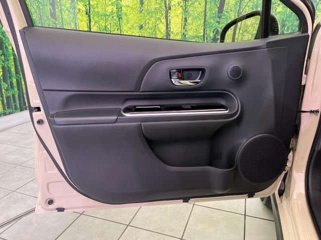 アクア クロスオーバー 純正ナビ 衝突軽減装置 ハーフレザーシート ルーフレール LEDヘッド オートハイビーム 車線逸脱警報 オートエアコン 純正16インチAW 革巻きステアリング 盗難防止装置 Bluetooth再生(54枚目)