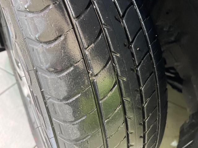 アクア クロスオーバー 純正ナビ 衝突軽減装置 ハーフレザーシート ルーフレール LEDヘッド オートハイビーム 車線逸脱警報 オートエアコン 純正16インチAW 革巻きステアリング 盗難防止装置 Bluetooth再生(67枚目)