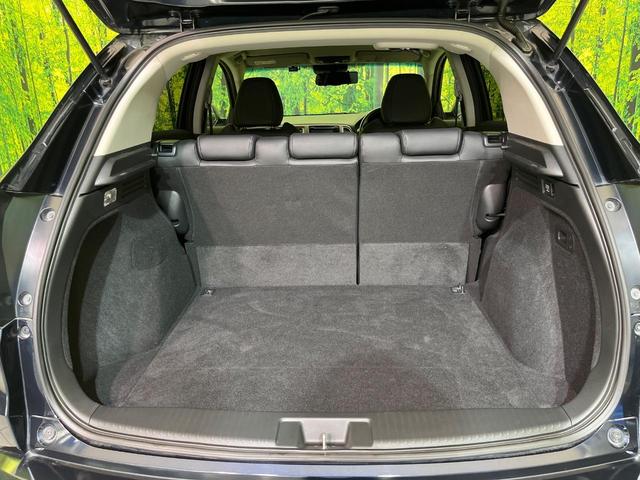 ヴェゼル ハイブリッドZ・ホンダセンシング 純正ナビ バックカメラ レーダークルーズ ハーフレザーシート スマートキー ETC シートヒーター LEDヘッド 純正17インチAW 車線逸脱警報 オートライト デュアルオートエアコン パドルシフト(10枚目)