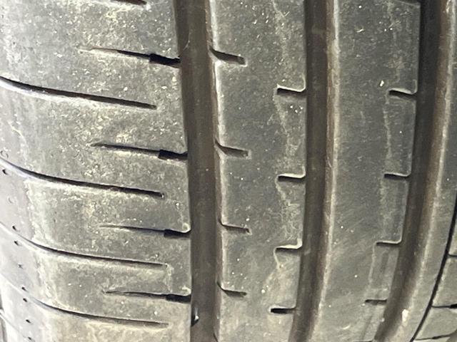 ヴェゼル ハイブリッドZ・ホンダセンシング 純正ナビ バックカメラ レーダークルーズ ハーフレザーシート スマートキー ETC シートヒーター LEDヘッド 純正17インチAW 車線逸脱警報 オートライト デュアルオートエアコン パドルシフト(28枚目)