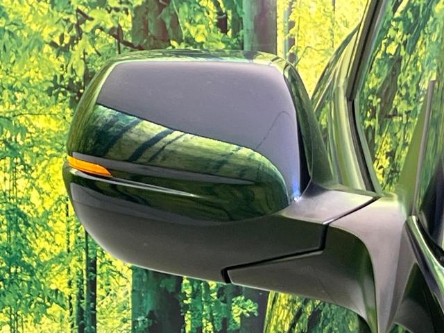 ヴェゼル ハイブリッドZ・ホンダセンシング 純正ナビ バックカメラ レーダークルーズ ハーフレザーシート スマートキー ETC シートヒーター LEDヘッド 純正17インチAW 車線逸脱警報 オートライト デュアルオートエアコン パドルシフト(35枚目)