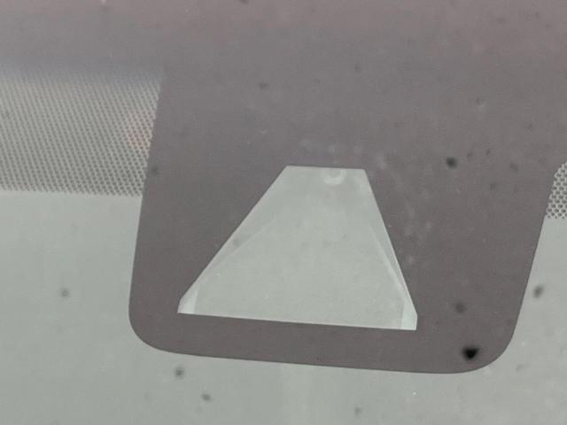 ハリアー プレミアム　後期　ＢＩＧＸ９型ナビ　バックカメラ　衝突軽減装置　レーダークルーズ　パワーバックドア　ハーフレザーシート　コーナーセンサー　スマートキー　ＥＴＣ　オートハイビーム　車線逸脱警報　純正１８インチＡＷ（21枚目）