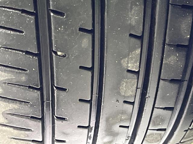 ハリアー プレミアム　後期　ＢＩＧＸ９型ナビ　バックカメラ　衝突軽減装置　レーダークルーズ　パワーバックドア　ハーフレザーシート　コーナーセンサー　スマートキー　ＥＴＣ　オートハイビーム　車線逸脱警報　純正１８インチＡＷ（27枚目）