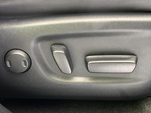 ハリアー プレミアム　後期　ＢＩＧＸ９型ナビ　バックカメラ　衝突軽減装置　レーダークルーズ　パワーバックドア　ハーフレザーシート　コーナーセンサー　スマートキー　ＥＴＣ　オートハイビーム　車線逸脱警報　純正１８インチＡＷ（35枚目）