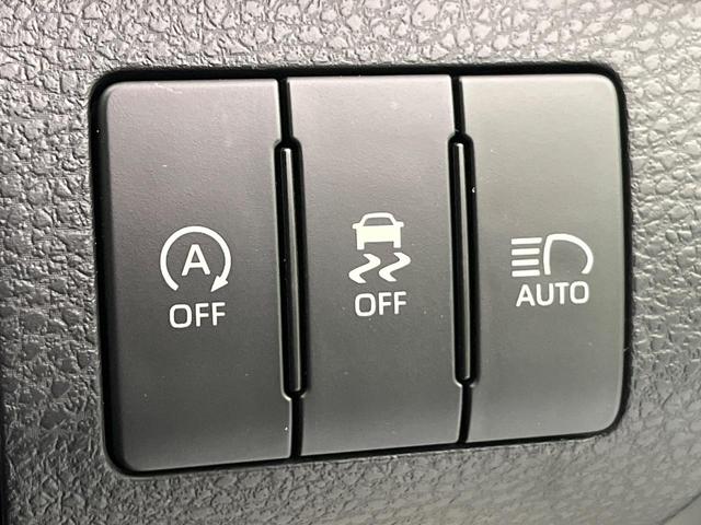 ハリアー プレミアム　後期　ＢＩＧＸ９型ナビ　バックカメラ　衝突軽減装置　レーダークルーズ　パワーバックドア　ハーフレザーシート　コーナーセンサー　スマートキー　ＥＴＣ　オートハイビーム　車線逸脱警報　純正１８インチＡＷ（56枚目）