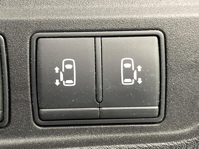 セレナ ハイウェイスター　プロパイロットエディション　後席モニター　純正９型ナビ　２トーンカラー　両側電動ドア　衝突軽減装置　プロパイロット　バックカメラ　コーナーセンサー　ＬＥＤヘッド　リアオートエアコン　純正１６インチＡＷ　フルセグ　ＥＴＣ（6枚目）