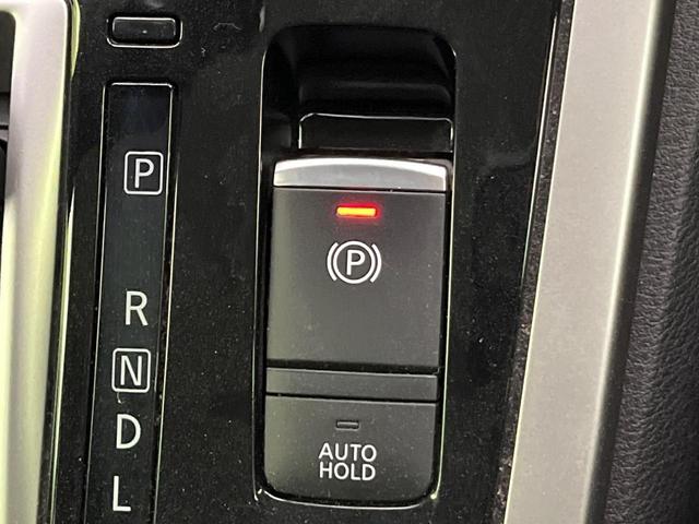 セレナ ハイウェイスター　プロパイロットエディション　後席モニター　純正９型ナビ　２トーンカラー　両側電動ドア　衝突軽減装置　プロパイロット　バックカメラ　コーナーセンサー　ＬＥＤヘッド　リアオートエアコン　純正１６インチＡＷ　フルセグ　ＥＴＣ（27枚目）