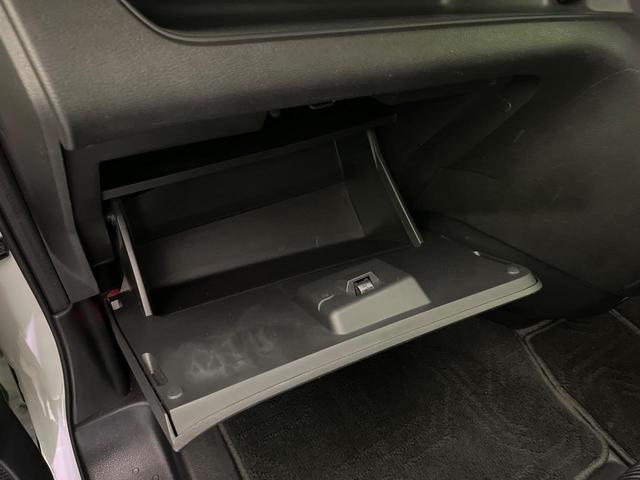 セレナ ハイウェイスター　プロパイロットエディション　後席モニター　純正９型ナビ　２トーンカラー　両側電動ドア　衝突軽減装置　プロパイロット　バックカメラ　コーナーセンサー　ＬＥＤヘッド　リアオートエアコン　純正１６インチＡＷ　フルセグ　ＥＴＣ（47枚目）