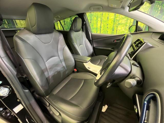 プリウス Ａツーリングセレクション　純正ナビ　衝突軽減装置　レーダークルーズ　バックカメラ　シートヒーター　ブラインドスポットモニター　コーナーセンサー　ＬＥＤヘッド　パークアシスト　スマートキー　ヘッドアップディスプレイ　オートライト（8枚目）