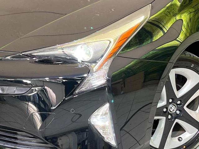 プリウス Ａツーリングセレクション　純正ナビ　衝突軽減装置　レーダークルーズ　バックカメラ　シートヒーター　ブラインドスポットモニター　コーナーセンサー　ＬＥＤヘッド　パークアシスト　スマートキー　ヘッドアップディスプレイ　オートライト（12枚目）