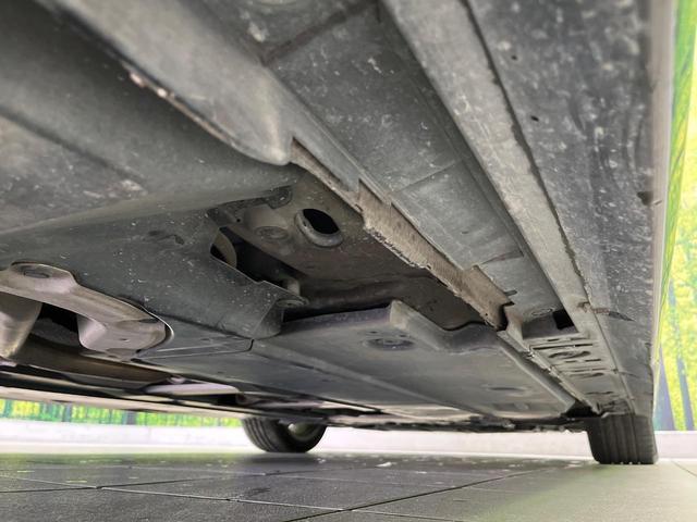 プリウス Ａツーリングセレクション　純正ナビ　衝突軽減装置　レーダークルーズ　バックカメラ　シートヒーター　ブラインドスポットモニター　コーナーセンサー　ＬＥＤヘッド　パークアシスト　スマートキー　ヘッドアップディスプレイ　オートライト（22枚目）