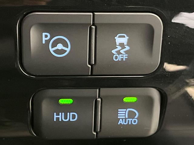 プリウス Ａツーリングセレクション　純正ナビ　衝突軽減装置　レーダークルーズ　バックカメラ　シートヒーター　ブラインドスポットモニター　コーナーセンサー　ＬＥＤヘッド　パークアシスト　スマートキー　ヘッドアップディスプレイ　オートライト（26枚目）