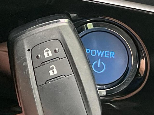 プリウス Ａツーリングセレクション　純正ナビ　衝突軽減装置　レーダークルーズ　バックカメラ　シートヒーター　ブラインドスポットモニター　コーナーセンサー　ＬＥＤヘッド　パークアシスト　スマートキー　ヘッドアップディスプレイ　オートライト（37枚目）