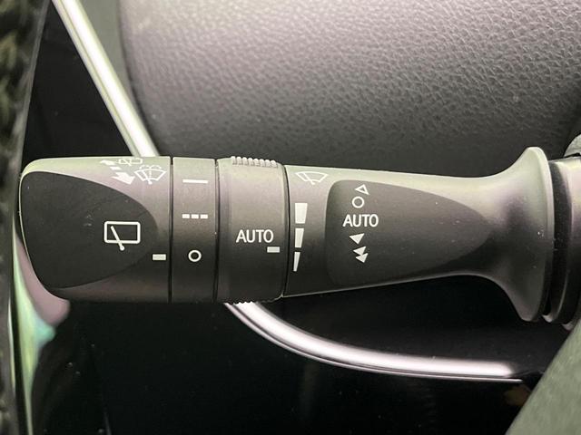 プリウス Ａツーリングセレクション　純正ナビ　衝突軽減装置　レーダークルーズ　バックカメラ　シートヒーター　ブラインドスポットモニター　コーナーセンサー　ＬＥＤヘッド　パークアシスト　スマートキー　ヘッドアップディスプレイ　オートライト（38枚目）