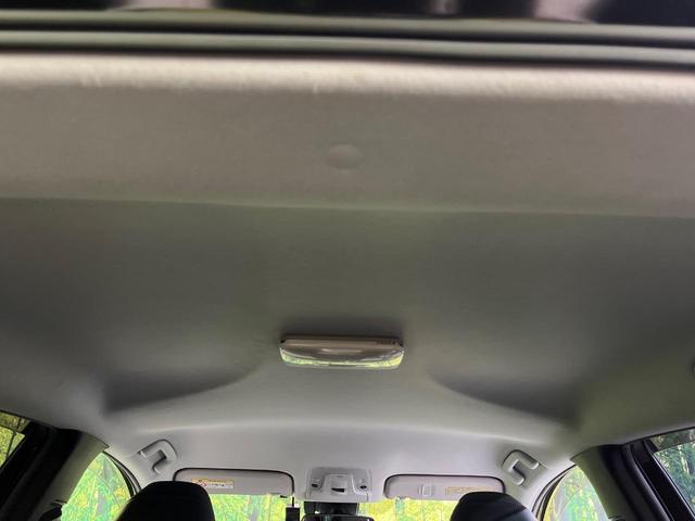 プリウス Ａツーリングセレクション　純正ナビ　衝突軽減装置　レーダークルーズ　バックカメラ　シートヒーター　ブラインドスポットモニター　コーナーセンサー　ＬＥＤヘッド　パークアシスト　スマートキー　ヘッドアップディスプレイ　オートライト（46枚目）