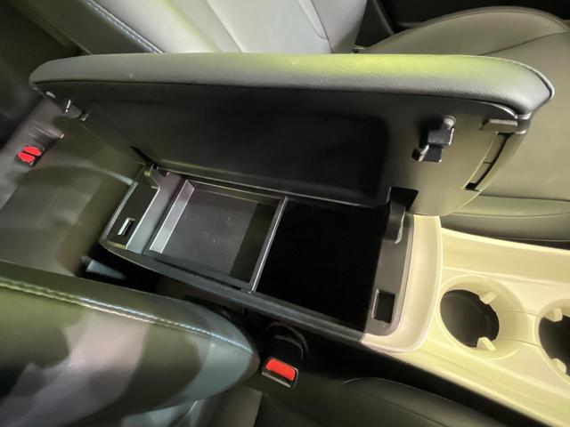 プリウス Ａツーリングセレクション　純正ナビ　衝突軽減装置　レーダークルーズ　バックカメラ　シートヒーター　ブラインドスポットモニター　コーナーセンサー　ＬＥＤヘッド　パークアシスト　スマートキー　ヘッドアップディスプレイ　オートライト（51枚目）