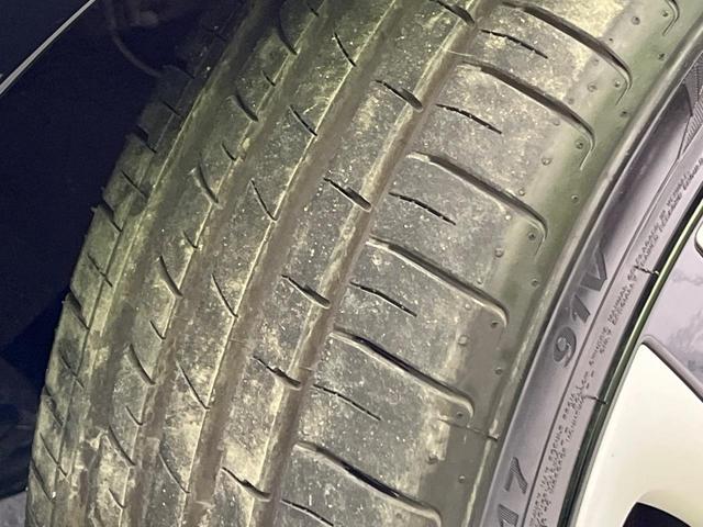 プリウス Ａツーリングセレクション　純正ナビ　衝突軽減装置　レーダークルーズ　バックカメラ　シートヒーター　ブラインドスポットモニター　コーナーセンサー　ＬＥＤヘッド　パークアシスト　スマートキー　ヘッドアップディスプレイ　オートライト（66枚目）