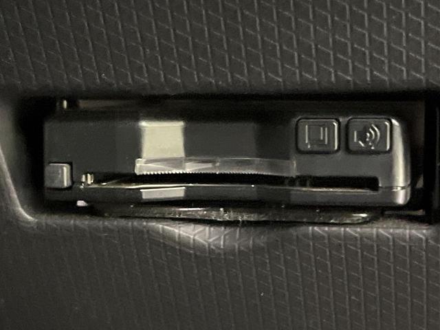 タント カスタムＸセレクション　両側電動ドア　純正ナビ　全周囲カメラ　衝突軽減装置　半革シート　コーナーセンサー　スマートキー　ＬＥＤヘッド　ＥＴＣ　誤発進抑制機能　純正１４インチＡＷ　オートハイビーム　ステアリングスイッチ（28枚目）