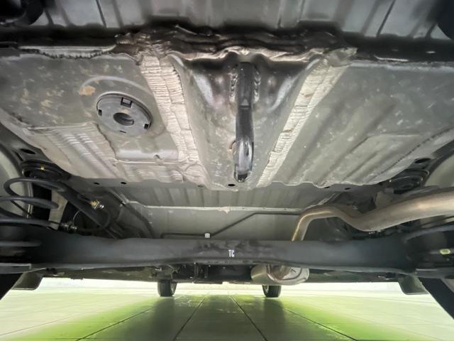 Ｎ－ＢＯＸカスタム Ｌターボ　後期　両側電動ドア　純正８型ナビ　バックカメラ　衝突軽減装置　レーダークルーズ　半革シート　シートヒーター　スマートキー　ＬＥＤヘッド　ＥＴＣ　オートハイビーム　純正１５インチＡＷ　車線逸脱警報（19枚目）