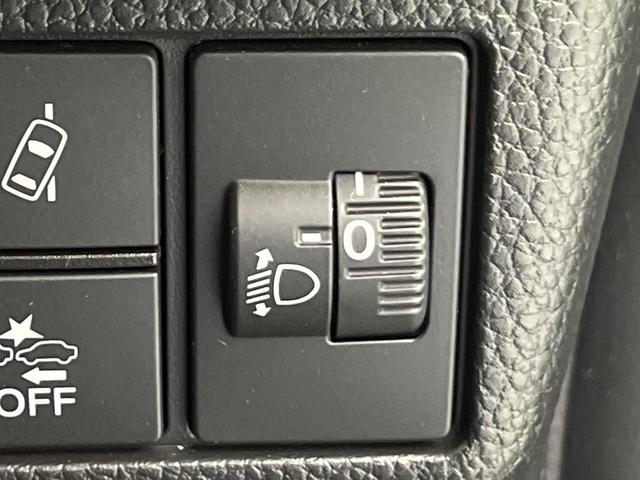 Ｎ－ＢＯＸカスタム Ｌターボ　後期　両側電動ドア　純正８型ナビ　バックカメラ　衝突軽減装置　レーダークルーズ　半革シート　シートヒーター　スマートキー　ＬＥＤヘッド　ＥＴＣ　オートハイビーム　純正１５インチＡＷ　車線逸脱警報（48枚目）