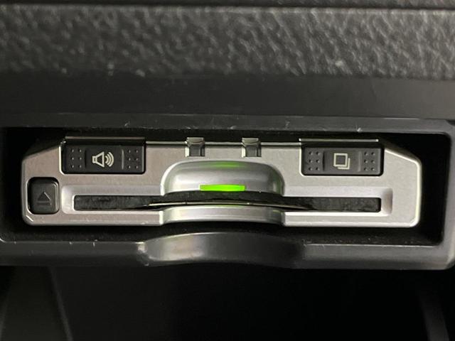 ヴェルファイア ２．４Ｚ　４ＷＤ　後席モニター　純正ナビ　両側電動ドア　コーナーセンサー　バックカメラ　スマートキー　ＬＥＤヘッド　ＥＴＣ　オートライト　オートエアコン　Ｂｌｕｅｔｏｏｔｈ　ＣＤ／ＤＶＤ　２０インチＡＷ（8枚目）