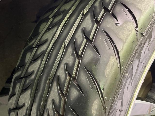 ヴェルファイア ２．４Ｚ　４ＷＤ　後席モニター　純正ナビ　両側電動ドア　コーナーセンサー　バックカメラ　スマートキー　ＬＥＤヘッド　ＥＴＣ　オートライト　オートエアコン　Ｂｌｕｅｔｏｏｔｈ　ＣＤ／ＤＶＤ　２０インチＡＷ（28枚目）