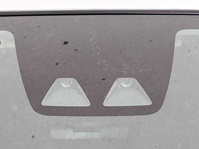ミライース Ｘ　ＳＡＩＩＩ　衝突軽減　コーナーセンサー　ＬＥＤヘッド　オートハイビーム　ＥＴＣ　車線逸脱警報　誤発進抑制機能　先行車発進告知機能　純正オーディオ　ドアバイザー　プライバシーガラス　バニティミラー（33枚目）