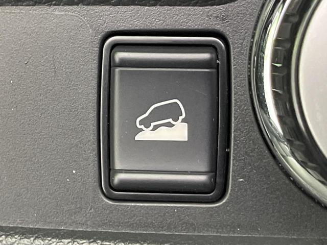 エクストレイル 20Xi 純正8型ナビ 全周囲カメラ 衝突軽減装置 プロパイロット 電動リアゲート ルーフレール デジタルインナーミラー コーナーセンサー LEDヘッド オートハイビーム 車線逸脱警報 デュアルエアコン(51枚目)