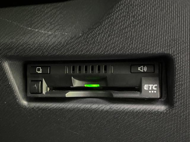 アクア Sスタイルブラック 後期 純正ナビ バックカメラ 衝突軽減 シートヒーター コーナーセンサー スマートキー ETC オートハイビーム 車線逸脱警報 オートライト オートエアコン Bluetooth フルセグTV CD再生(7枚目)