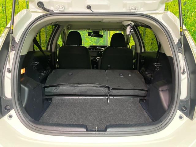 アクア Sスタイルブラック 後期 純正ナビ バックカメラ 衝突軽減 シートヒーター コーナーセンサー スマートキー ETC オートハイビーム 車線逸脱警報 オートライト オートエアコン Bluetooth フルセグTV CD再生(10枚目)