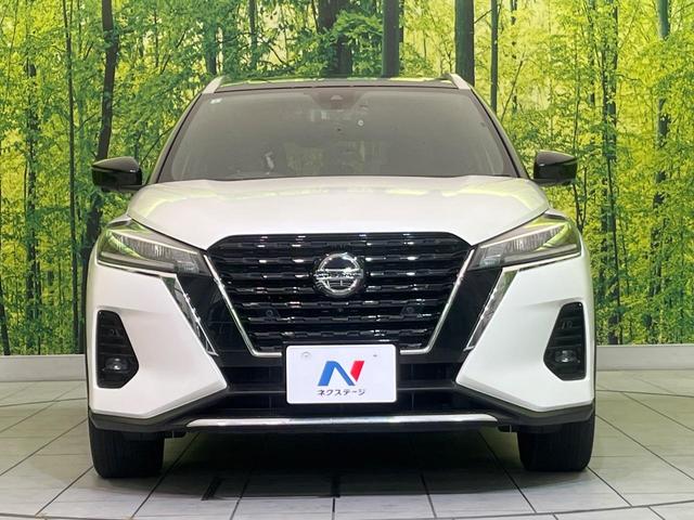 キックス Ｘ　純正９型ナビ　全周囲カメラ　衝突軽減　プロパイロット　２トーンルーフ　コーナーセンサー　ＬＥＤヘッド　オートハイビーム　デジタルインナーミラー　ＥＴＣ　車線逸脱警報　革巻きステアリング　スマートキー（14枚目）