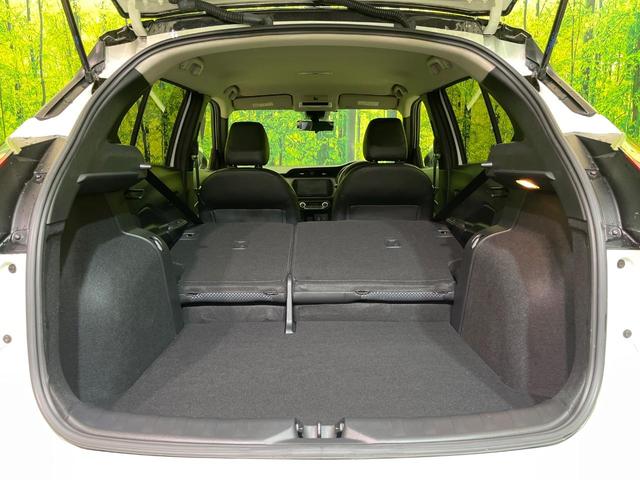 キックス Ｘ　純正９型ナビ　全周囲カメラ　衝突軽減　プロパイロット　２トーンルーフ　コーナーセンサー　ＬＥＤヘッド　オートハイビーム　デジタルインナーミラー　ＥＴＣ　車線逸脱警報　革巻きステアリング　スマートキー（24枚目）