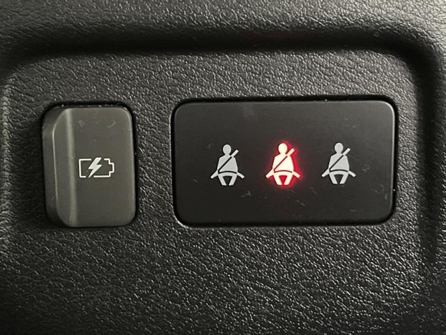 キックス Ｘ　純正９型ナビ　全周囲カメラ　衝突軽減　プロパイロット　２トーンルーフ　コーナーセンサー　ＬＥＤヘッド　オートハイビーム　デジタルインナーミラー　ＥＴＣ　車線逸脱警報　革巻きステアリング　スマートキー（28枚目）