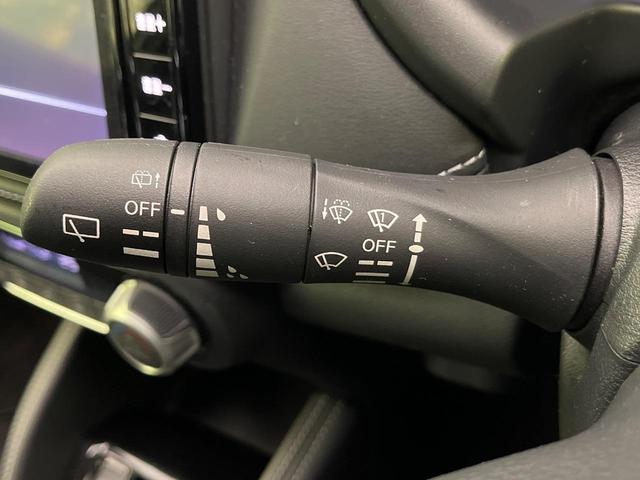 キックス Ｘ　純正９型ナビ　全周囲カメラ　衝突軽減　プロパイロット　２トーンルーフ　コーナーセンサー　ＬＥＤヘッド　オートハイビーム　デジタルインナーミラー　ＥＴＣ　車線逸脱警報　革巻きステアリング　スマートキー（35枚目）