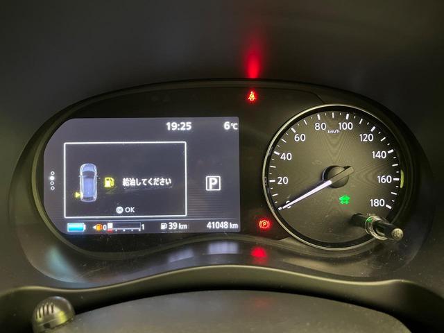 キックス Ｘ　純正９型ナビ　全周囲カメラ　衝突軽減　プロパイロット　２トーンルーフ　コーナーセンサー　ＬＥＤヘッド　オートハイビーム　デジタルインナーミラー　ＥＴＣ　車線逸脱警報　革巻きステアリング　スマートキー（37枚目）