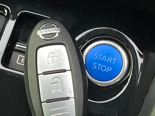 キックス Ｘ　純正９型ナビ　全周囲カメラ　衝突軽減　プロパイロット　２トーンルーフ　コーナーセンサー　ＬＥＤヘッド　オートハイビーム　デジタルインナーミラー　ＥＴＣ　車線逸脱警報　革巻きステアリング　スマートキー（51枚目）