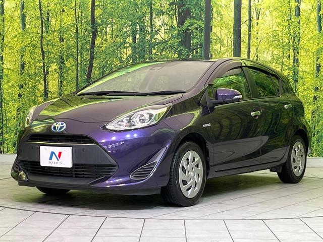 アクア Sスタイルブラック 後期 純正ナビ バックカメラ 衝突軽減 コーナーセンサー オートハイビーム 車線逸脱警報 先行車発進告知機能 オートエアコン スマートキー 横滑り防止装置 Bluetooth CD再生 ドアバイザー(25枚目)