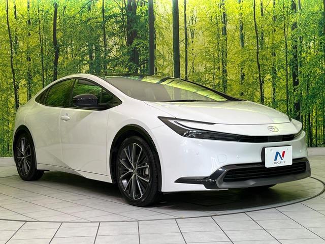 プリウス Z 4WD ガラスルーフ 全周囲カメラ デジタルミラー 衝突軽減 レーダークルーズ ブラインドスポットモニター 電動リアゲート シートエアコン パワーシート コーナーセンサー LEDヘッド ワイヤレス充電(16枚目)